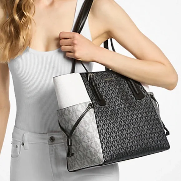 MICHAEL KORS Voyager Large Color-Block Metallic Signature Logo EW Tote Shoulder - Picture 3 of 16